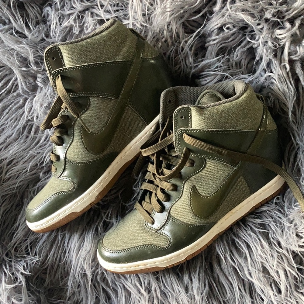 Nike army green wedge sneakers
